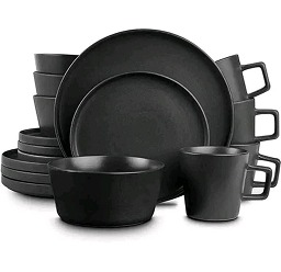 Plate and cups set